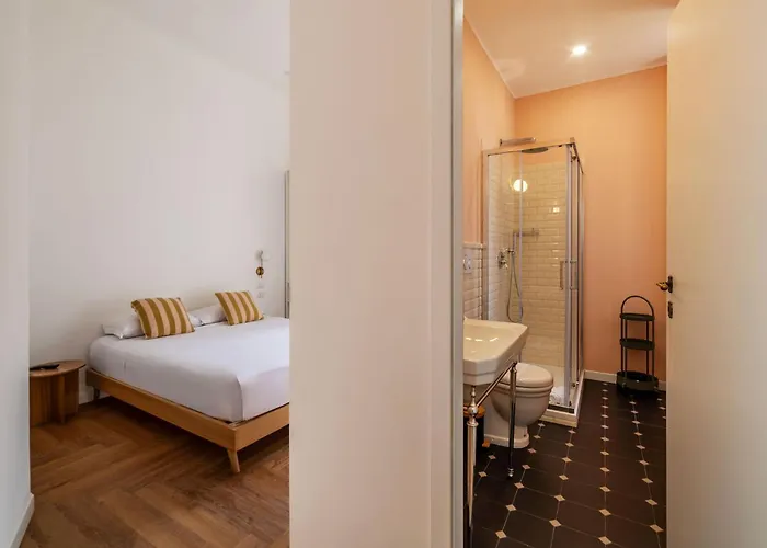 Guesthost - Elegant Near Torlonia Daire *