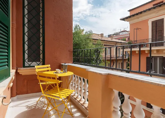Guesthost - Elegant Near Torlonia Roma